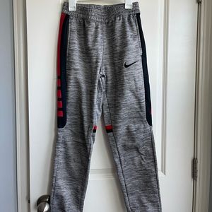 Boys Nike fleece sweatpants